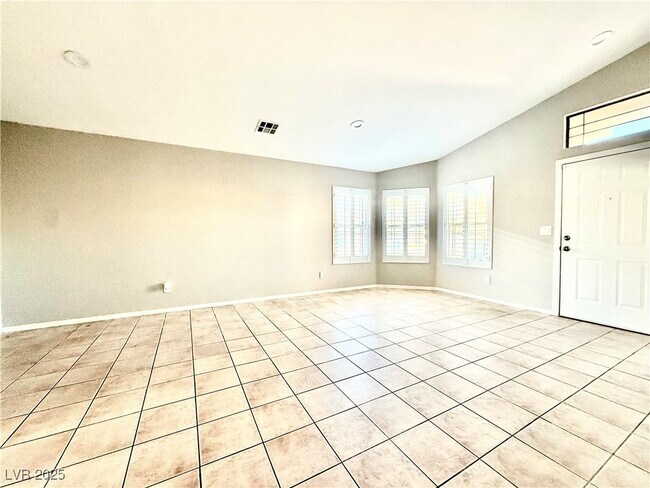 Building Photo - 923 Hollandsworth Ave