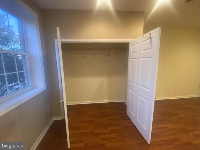 Foto del edificio - 2428 S Broad St