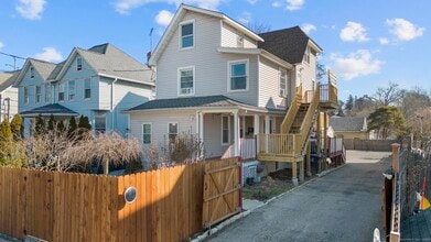 Building Photo - 48 Lockwood Ave