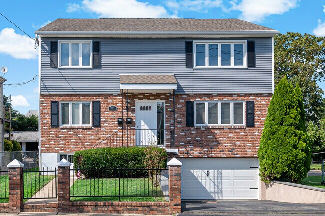 Foto del edificio - 431 Ellendale Ave