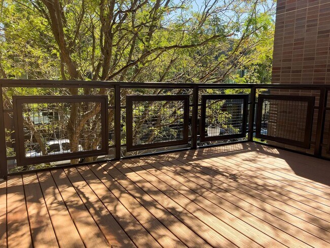 Foto del edificio - 2bd/2ba Newly Renovated Louisville Loft