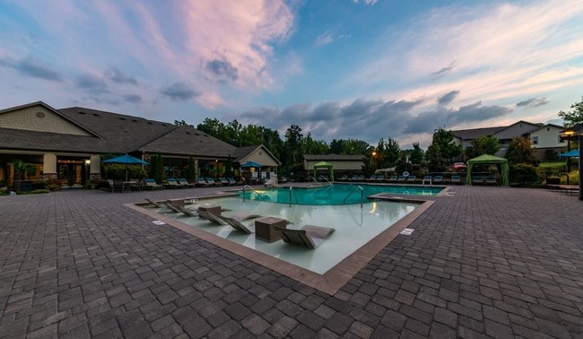 Building Photo - Echo at Lake Norman