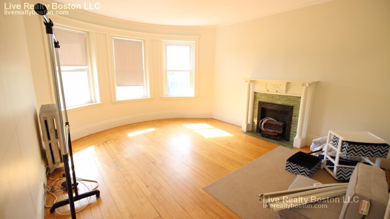 Foto del edificio - 1822 Beacon St