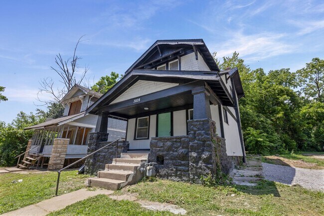 Foto del edificio - 3828 Chestnut Ave