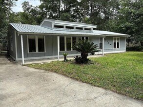 Building Photo - 4319 NW 26th Dr