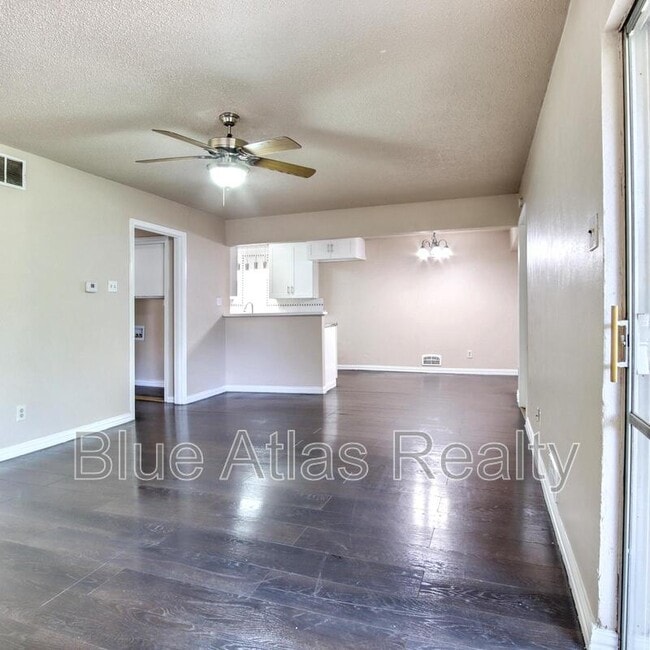 Building Photo - 9914 Brockbank Dr