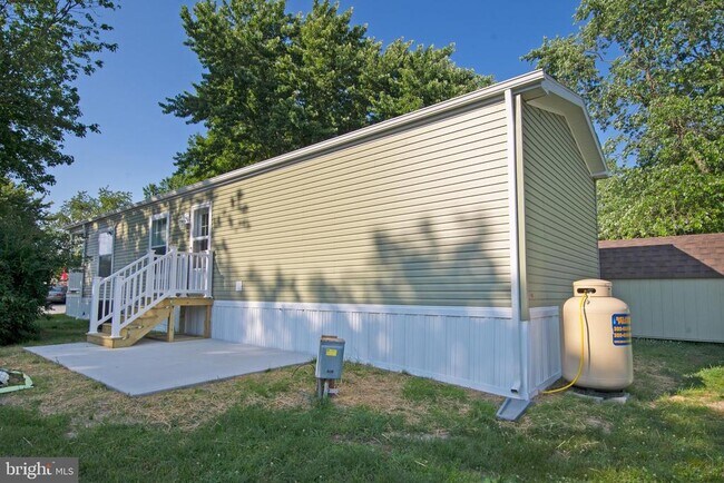 Foto del edificio - 123 Carnation Dr