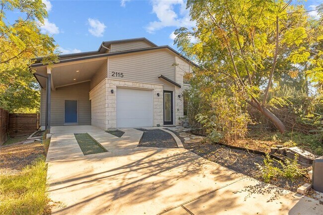 Building Photo - 2115 Uphill Ln