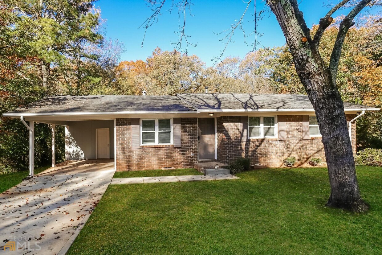 1935 Carla Dr, Cumming, GA 30028 House Rental in Cumming, GA