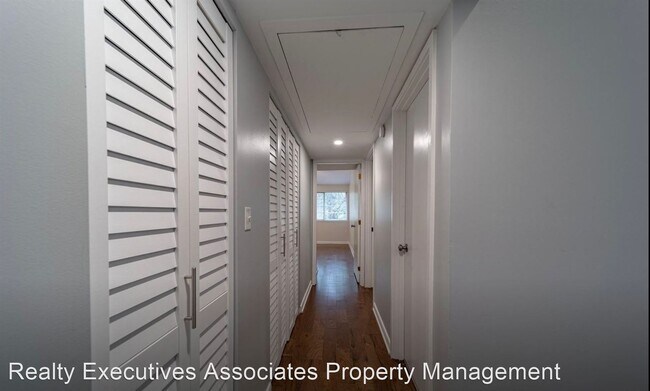 Building Photo - 3 br, 3 bath House - 2003 Cherokee Bluff D...