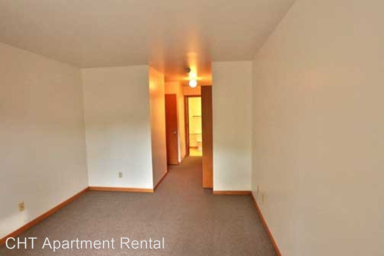 Primary Photo - 1 br, 1 bath Apartment - 325 S. Hamilton St.