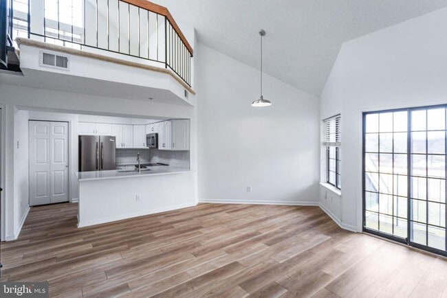 Building Photo - 6008 Mersey Oaks Way