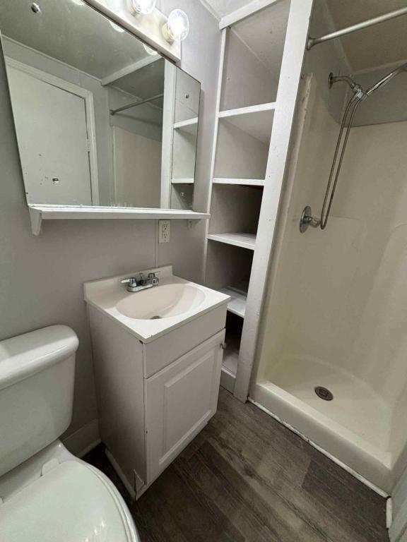 Foto del edificio - 115 N Walnut St