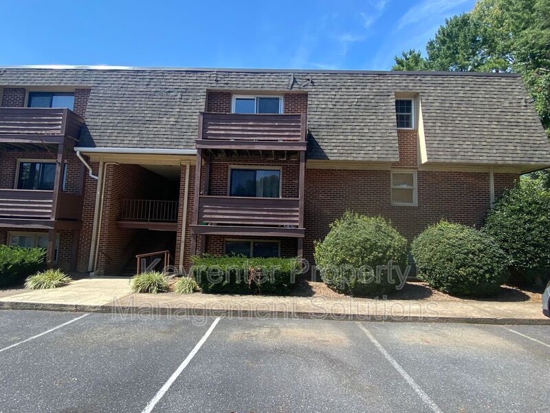 Primary Photo - 2337 Morris Mill Rd