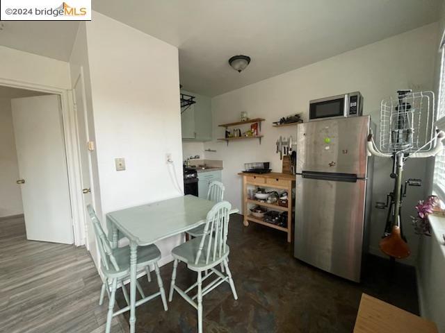 Foto del edificio - 3807 Opal St