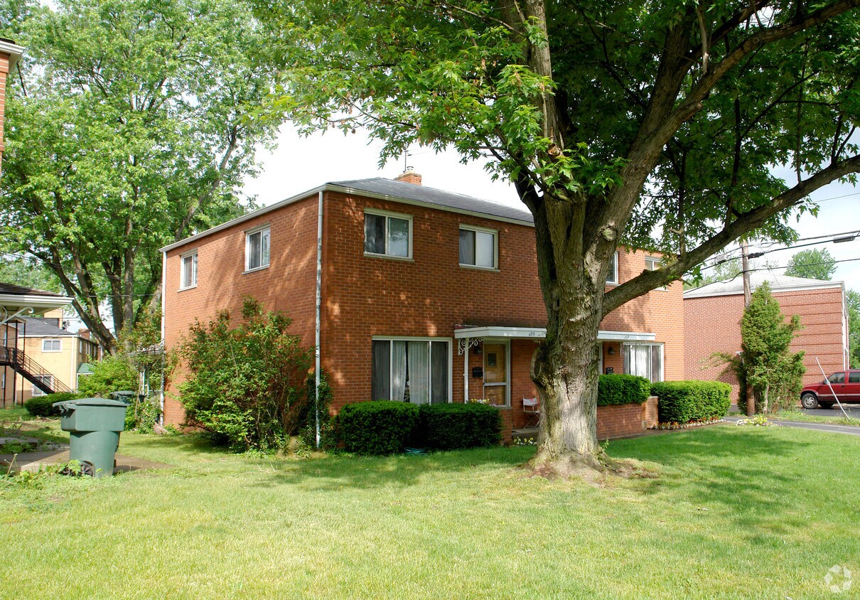Foto del edificio - 125-127 Broad Meadows Blvd