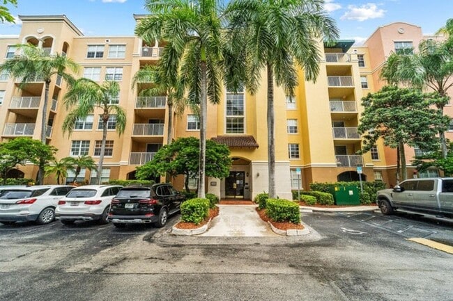 Foto del edificio - 19999 E Country Club Dr