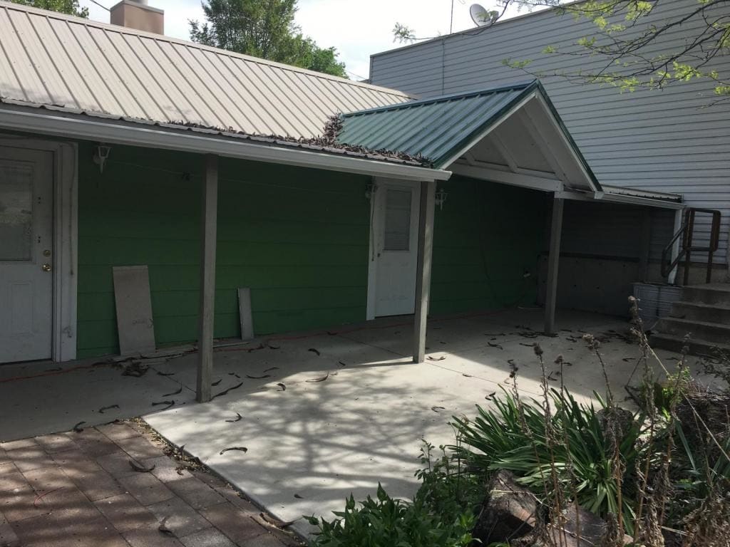 Primary Photo - 512 2nd Street