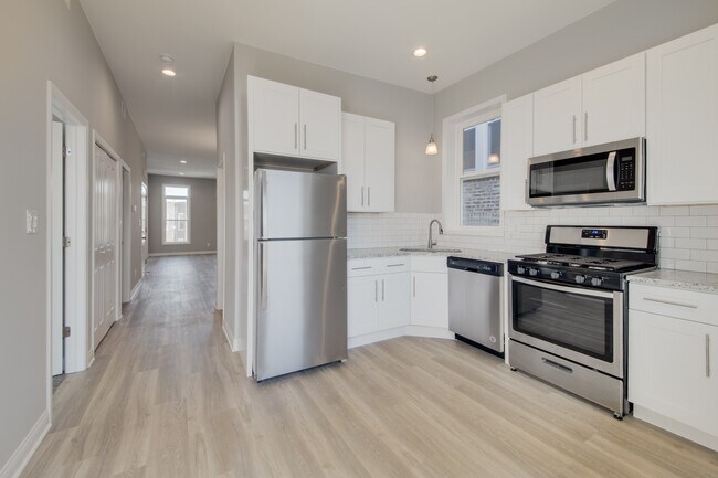 Foto del edificio - 1536 N Talman Ave