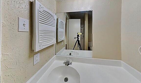 Foto del edificio - 9407 Vickijohn Dr
