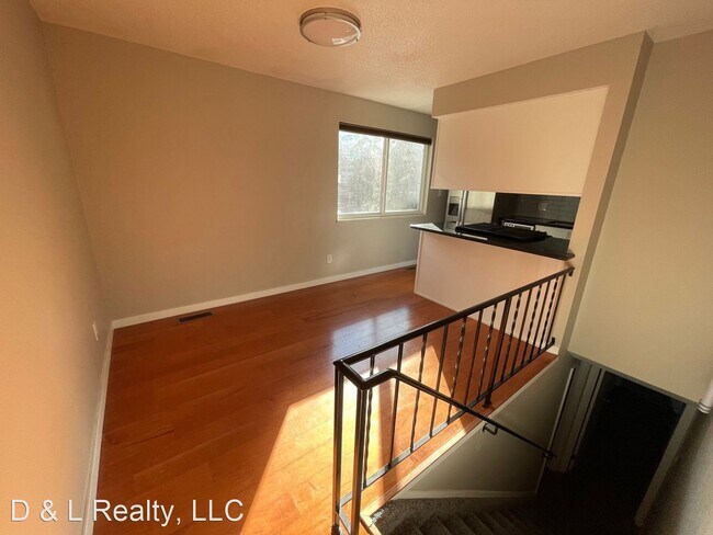 Building Photo - 4 br, 2 bath House - 1140 Atoka Dr