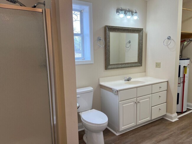 Foto del edificio - Marshfield Rental Home