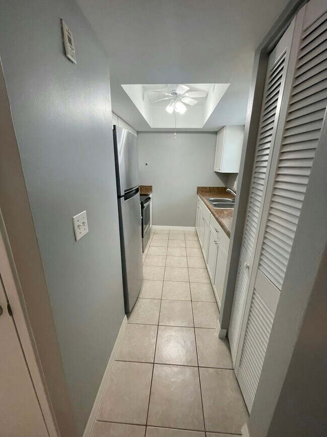Foto del edificio - 1433 S Belcher Rd