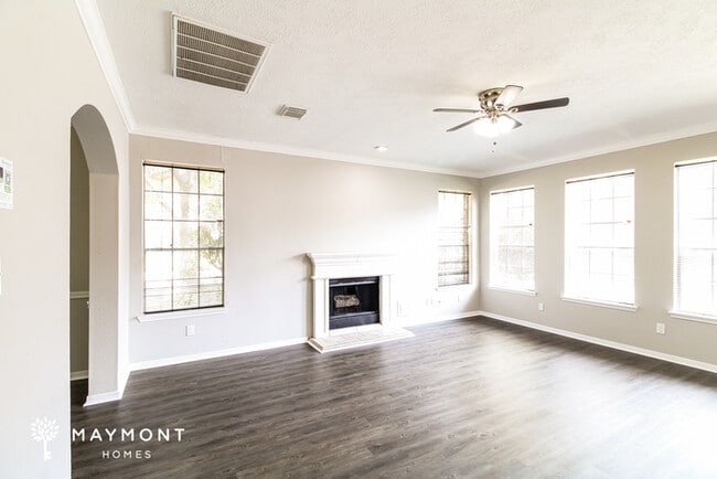 Foto del edificio - 18534 Polo Meadow Dr