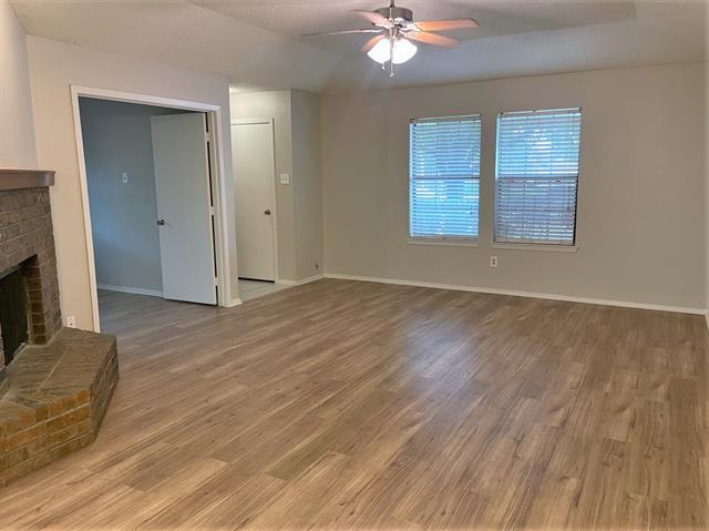 Foto del edificio - 9718 Windy Ridge Rd