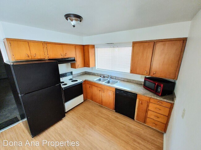 Building Photo - 3 br, 2 bath House - 1420 Monte Vista