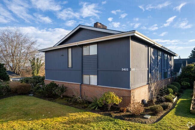 Exterior - 3401 Oakes Ave