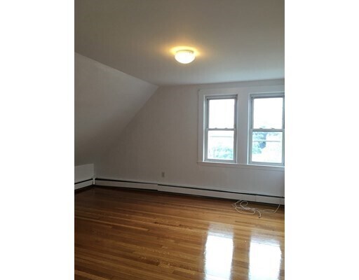 Building Photo - 107 Ocean St