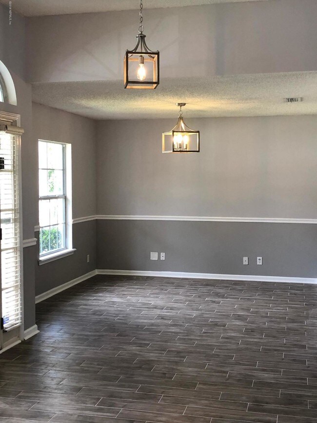 Building Photo - 1623 Mariah Ann Ct S
