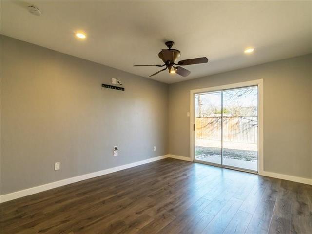 Foto del edificio - 1906 Curtis Dr