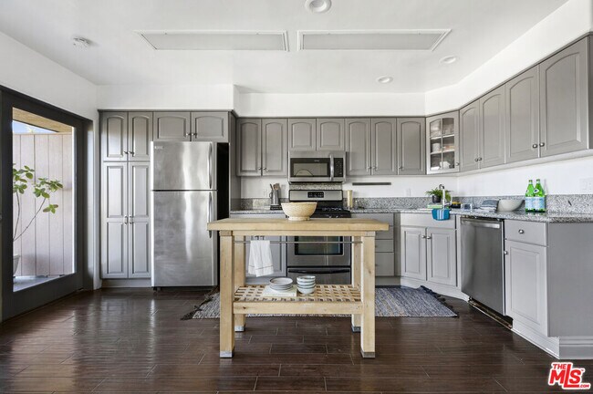 Foto del edificio - 1850 San Jacinto St