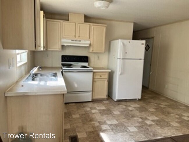 Foto del edificio - 3 br, 1 bath House - 7100 Airline Drive Lo...