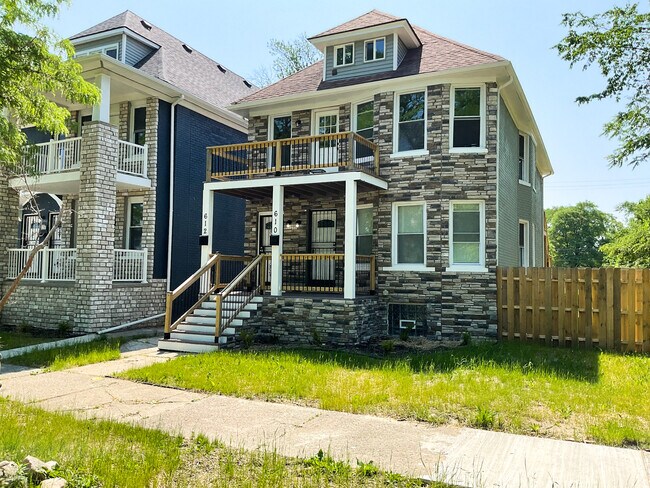 Foto del edificio - 610 Englewood St