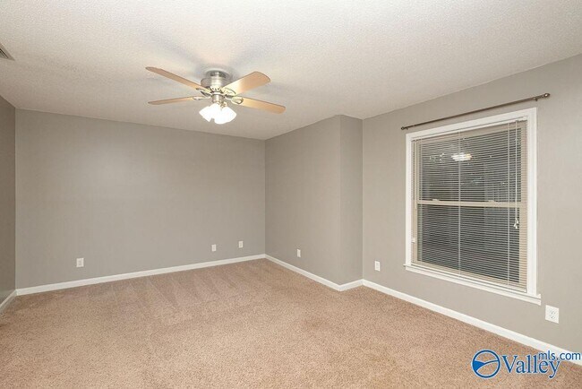 Foto del edificio - 2092 Woodlawn Dr SW