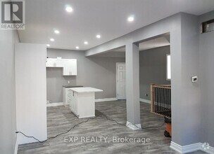 Building Photo - 24 Avalon Pl