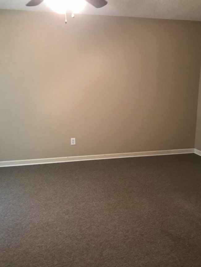 Building Photo - Bellwood House For Rent!