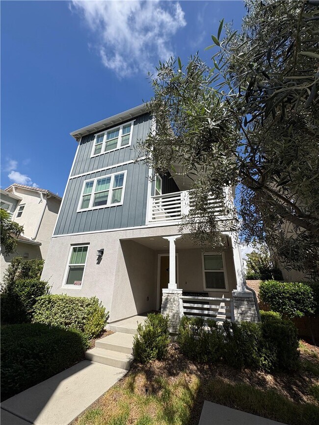 Foto del edificio - 8 Vista Ct