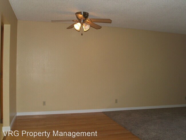 Foto del edificio - 2 br, 2 bath House - 3039 Estepa Drive Unit D