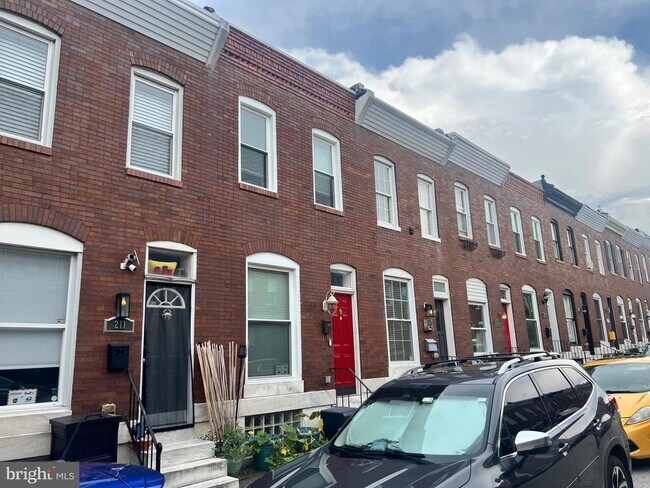 Building Photo - 211 S Robinson St