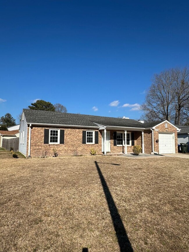 Foto del edificio - Located in Close Proximity to City Center.