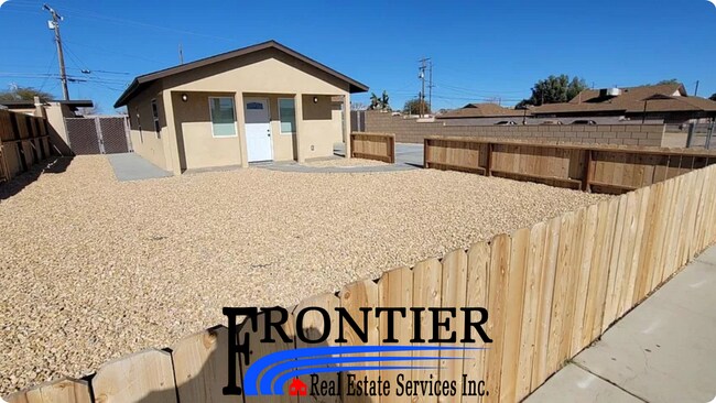 Foto del edificio - Move-in special: THE OWNER IS OFFERING 1/2 OFF FIRST MONTHS!!!!