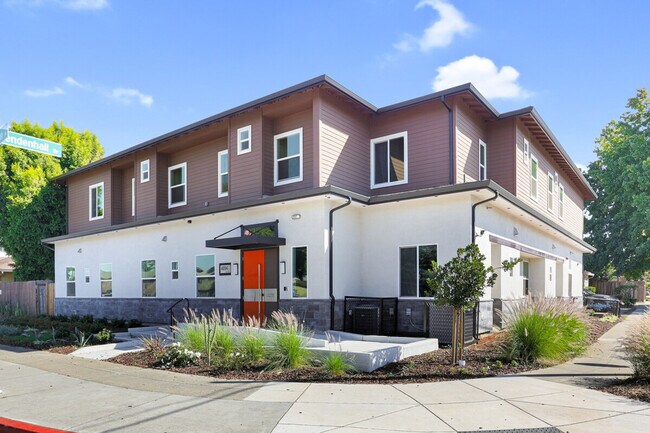 Foto del edificio - 4094 Hamilton Ave