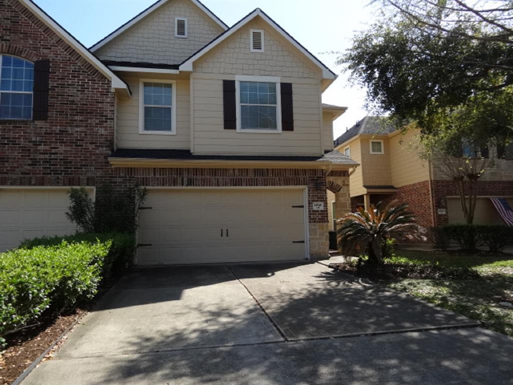 Primary Photo - 14546 Bergenia Dr