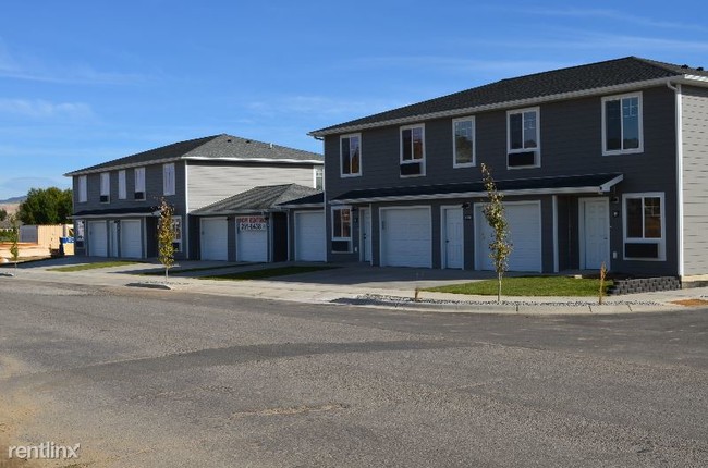 Foto del edificio - 2 br, 1 bath Apartment - 1438 Wynne Ave