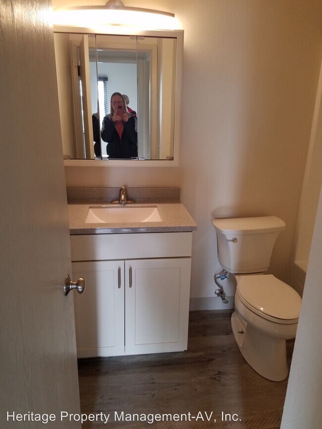 Foto del edificio - 2 br, 1 bath Apartment - 1601 Aber Avenue