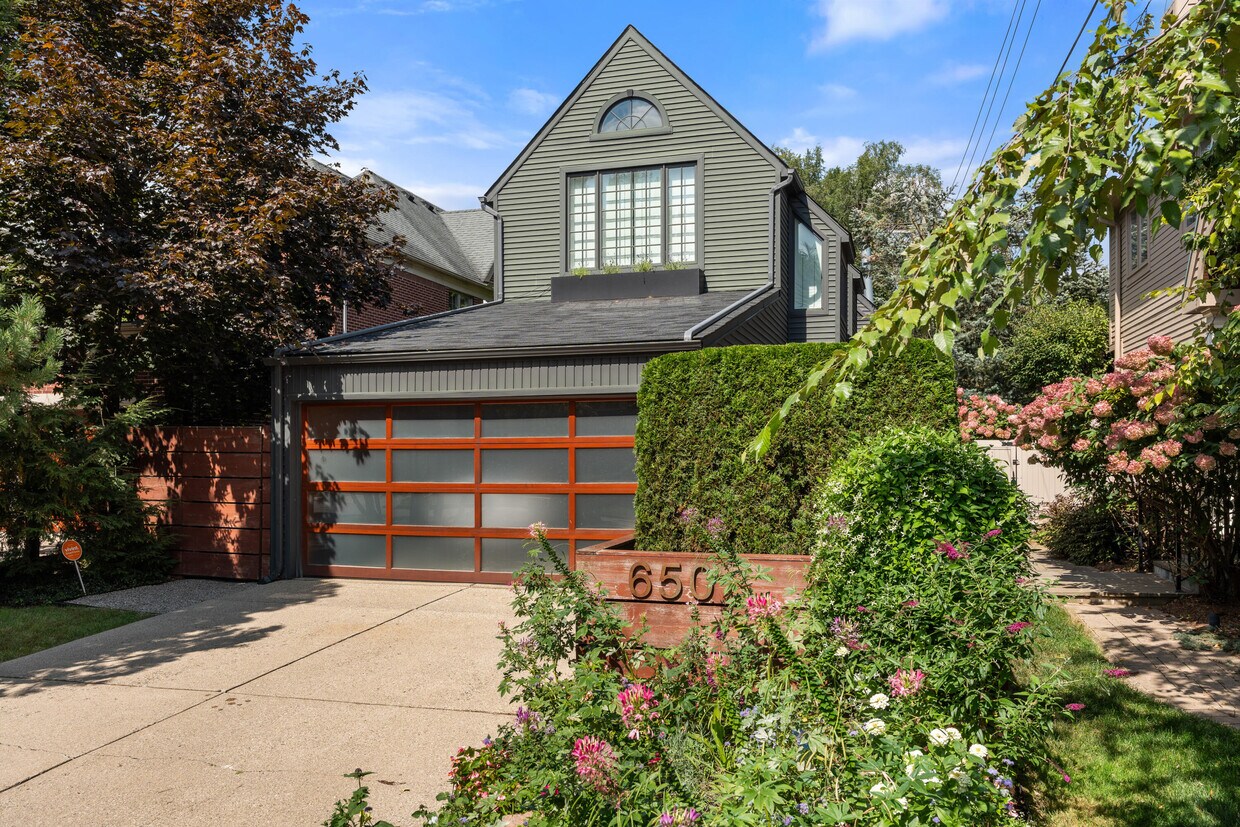 Foto principal - 650 Wallace St